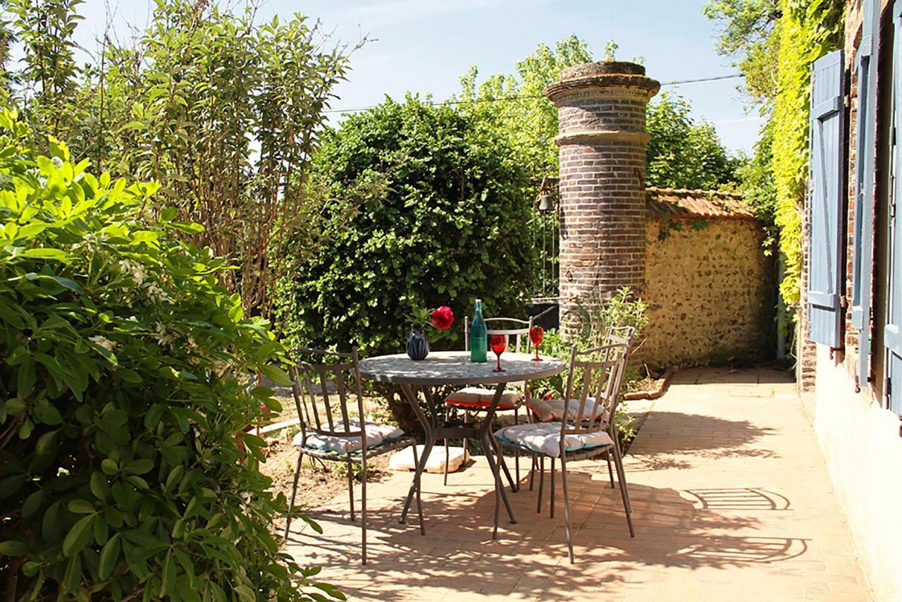 Le Clos Des Artistes - Gite Turny Luaran gambar