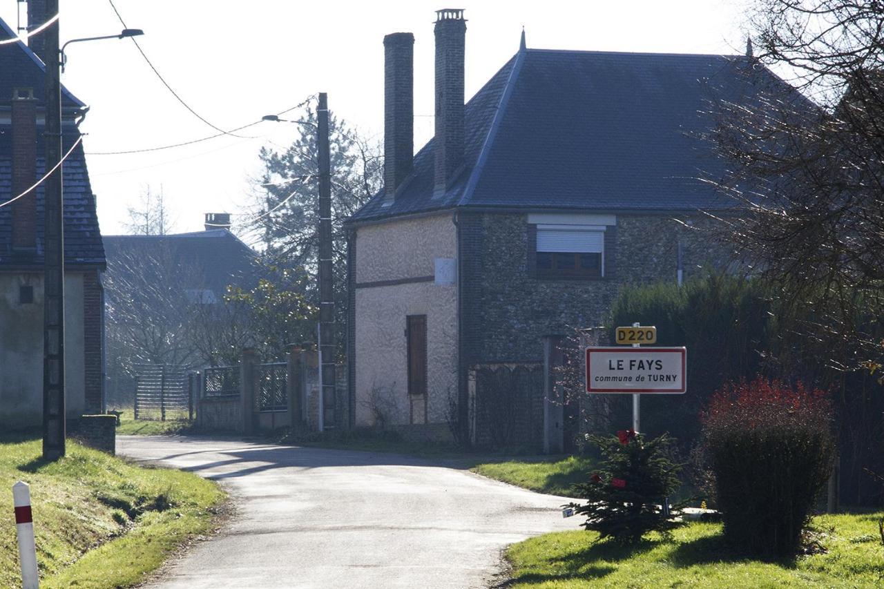 Le Clos Des Artistes - Gite Turny Luaran gambar